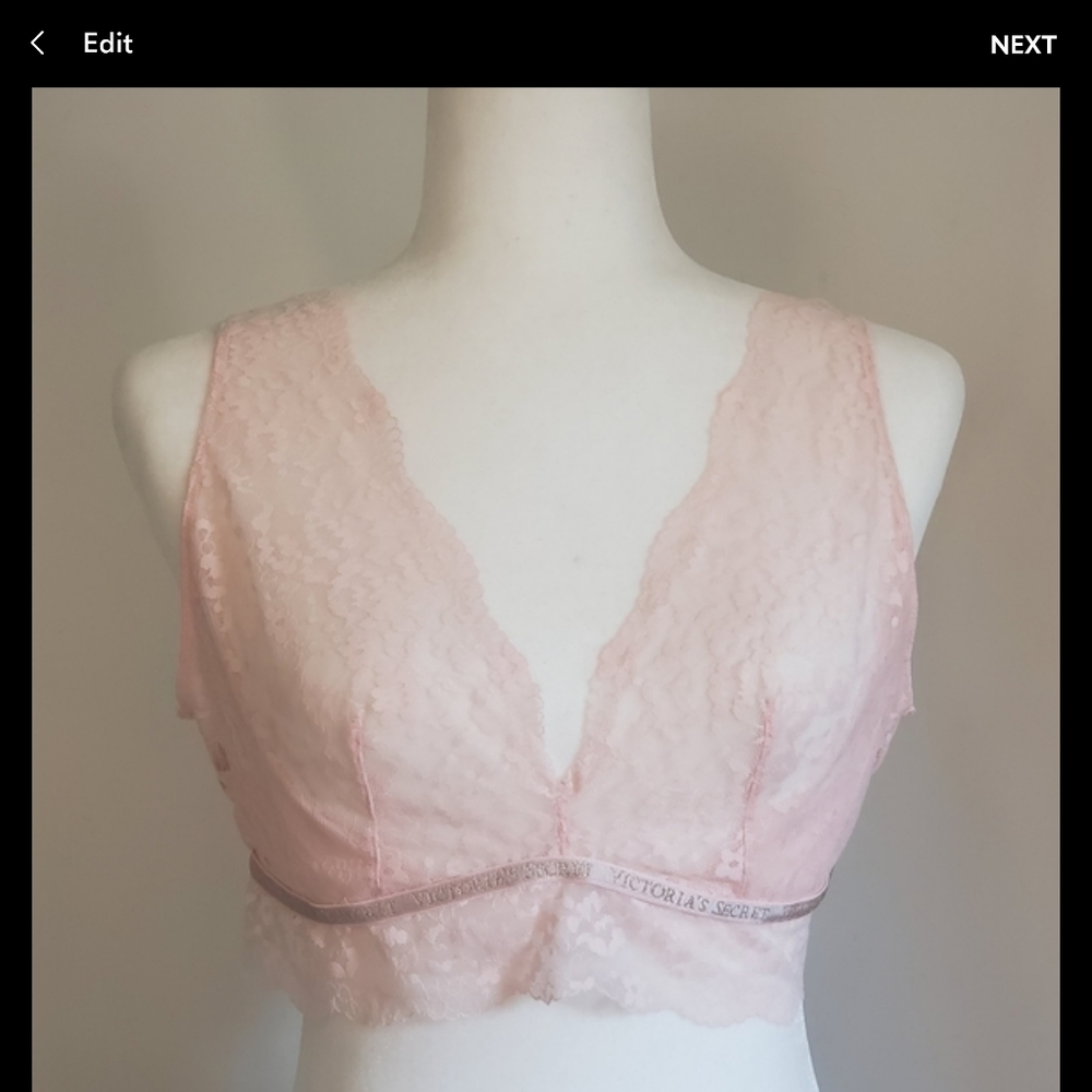 NWT VS Pink Lace Bralette💗